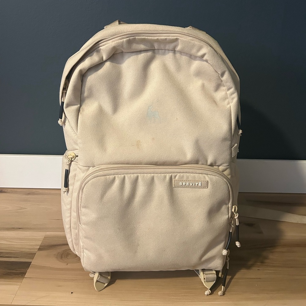 Brevite camera backpack